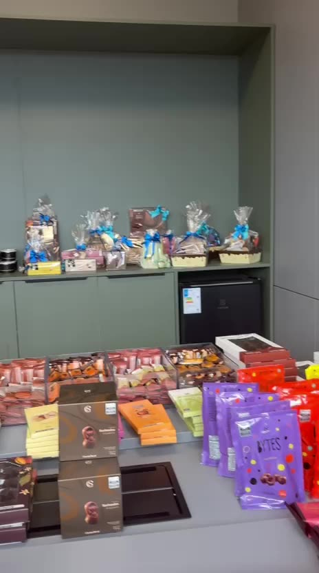 Mesa completa da ação na empresa